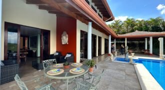 Luxury Pool Home in Pica Flora Residential — Atenas | $660,000 Luxury Pool Home in Pica Flora Residential — Atenas | $660,000
