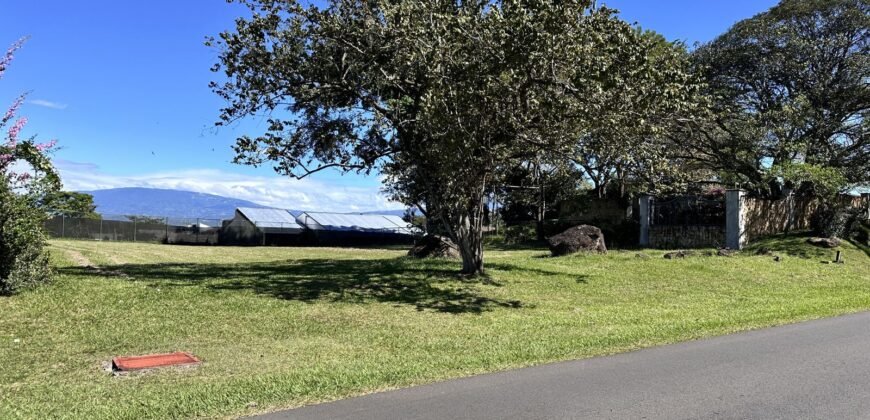 Residential Lot 16 in Los Reyes — La Garita, Alajuela