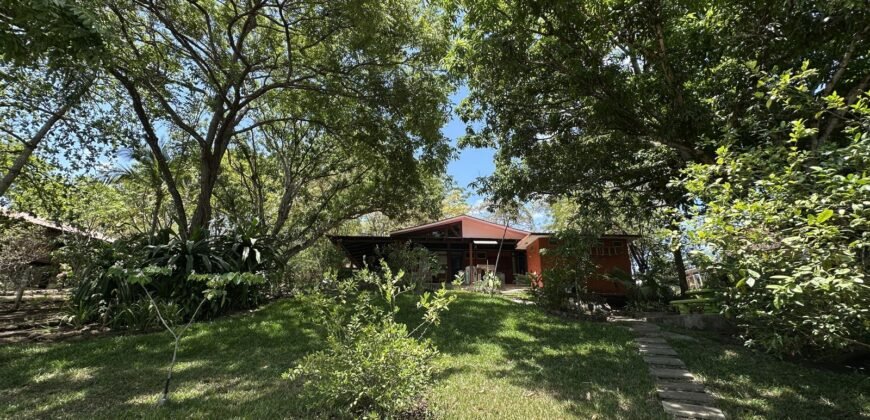 Furnished 3BR Home 2km from Playa Bajamar — Pacific Coast | ~$100,000