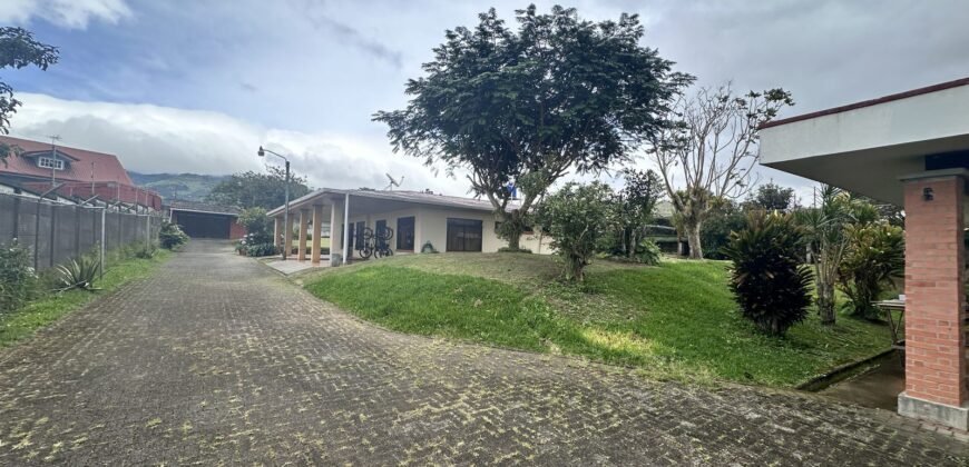 Highland Quinta with Valley Views — San Isidro de Heredia, Costa Rica